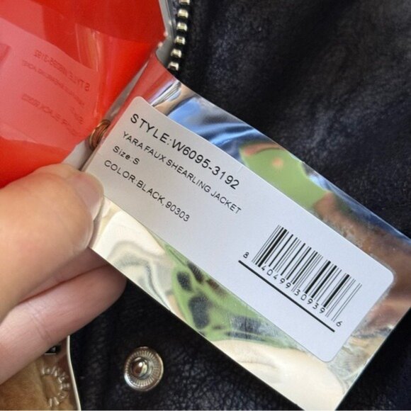 Simon Miller Yara Faux Shearling Jacket Black Size Small NWT - Picture 5 of 6